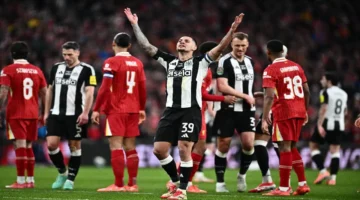 مخاوف طبية في نيوكاسل بسبب فيروس غامض يهدد تشكيل الفريق أمام مانشستر يونايتد